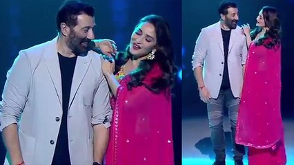 Sunny Deol & Madhuri Dixit recreate their iconic Tridev track on Dance Deewane set | FilmiBeat