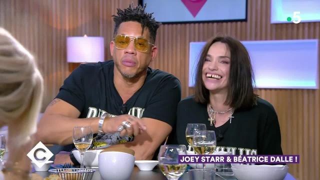 JoeyStarr rembarre Anne-Elisabeth Lemoine