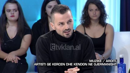 Zone e lire - Ardit Gjika, artisti qe kendon dhe kercen ne gjermanisht! (13 shtator 2019)