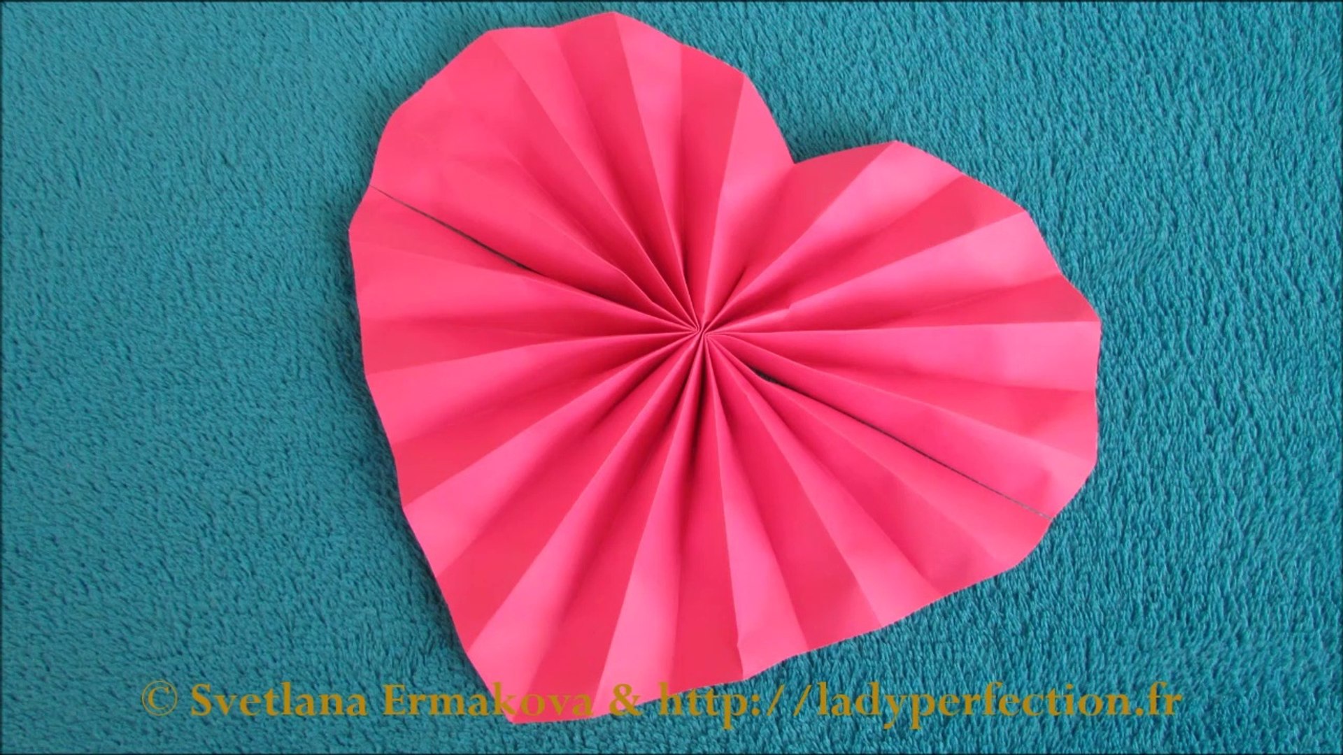 Origami facile : ❤️ Cœur en éventail - Vidéo Dailymotion