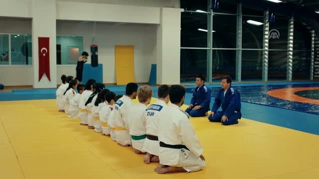 Uyuşturucuyla mücadeleye filmle dikkati çektiler