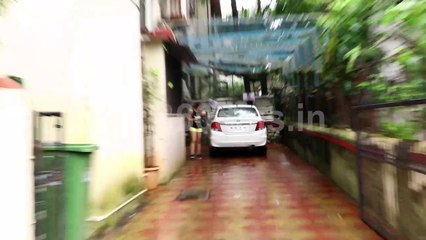 Coolie No 1 star Sara Ali Khan Spotted Out of Her Dance Class Academy