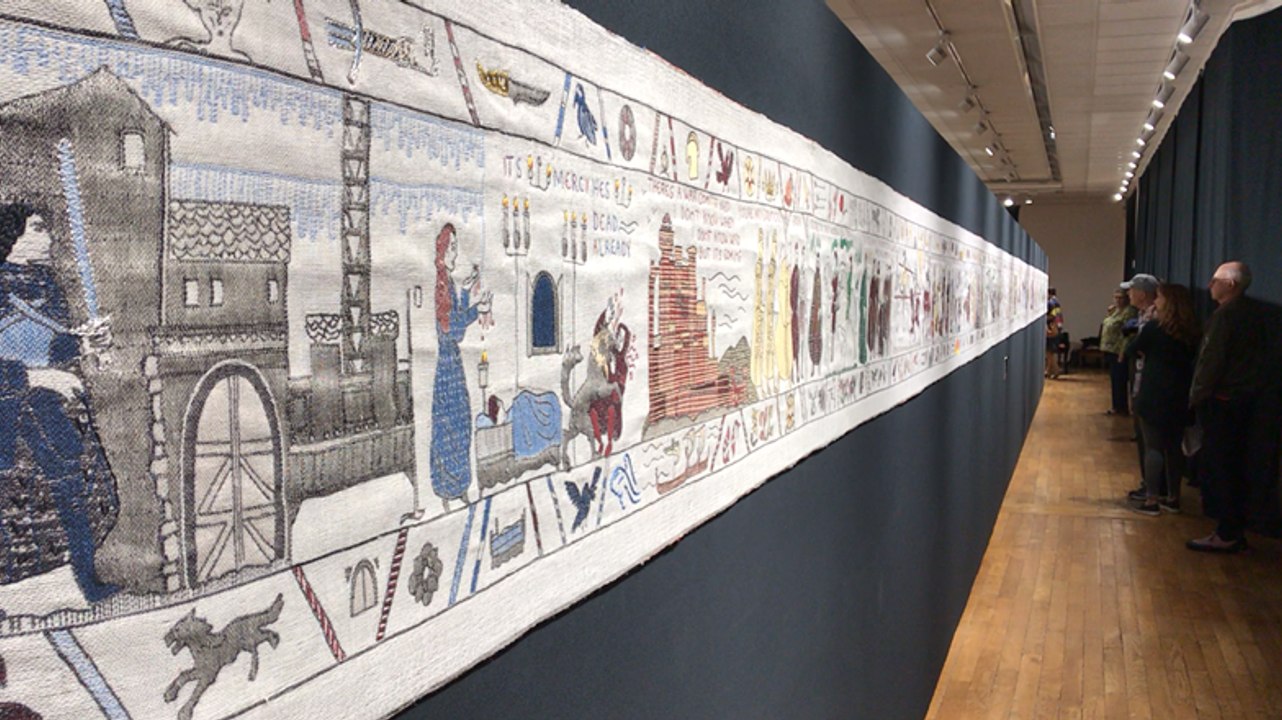 La tapisserie Games of Thrones s’expose à Bayeux