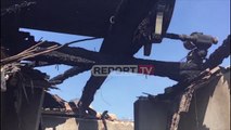 Report TV -Shkrumb e hi, pamjet nga kati i tretë i pallatit ku nuk ka mbetur asgjë nga zjarri