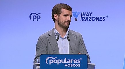 Casado respalda la apuesta del PP vasco por la foralidad
