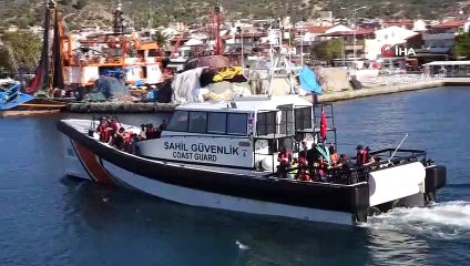Ayvacık'ta 90 düzensiz göçmen yakalandı