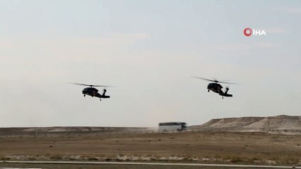 Çelik Kanatlar Helikopter Akrobasi Ekibi Sivrihisar semalarında