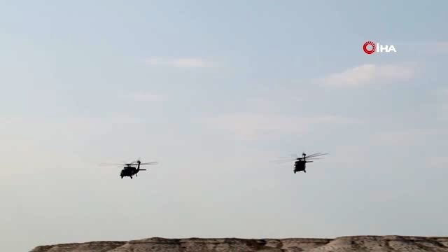 Çelik Kanatlar Helikopter Akrobasi Ekibi Sivrihisar semalarında