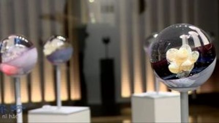 Master Seni Kaca asal Jepang, Mieko Noguchi Gelar Pameran Pertama di Indonesia