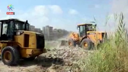 حملة لتطهير حديقة الفروسية في الإسماعيلية من القمامة