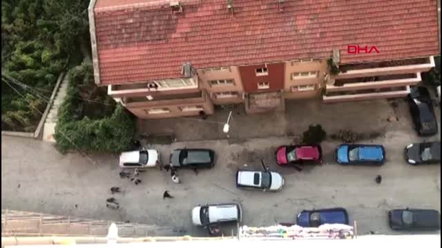 Zonguldak'ta inşaat işçileri ile esnaf arasında taşlı, sopalı ve bıçaklı kavga-1
