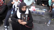 Diyarbakır annelerinden HDP Diyarbakır İl Başkanlığı hakkında suç duyurusu
