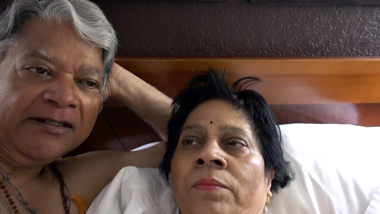 BDMV-124 Aruna & Hari Sharma relaxing Rm 206 Re...