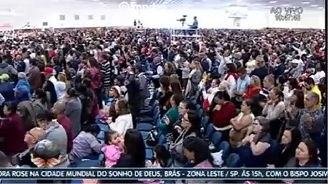 BANDA MUNDIAL E KARINE SO QUEM TEM RAIZ