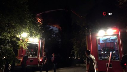 Kastamonu’da 3 katlı konak yandı