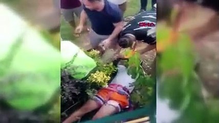 Deniz paraşütünün halatı koptu; 20 metreden düşen 2 turist ağır yaralandı