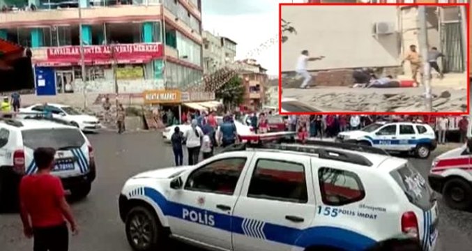 Son dakika: İstanbul'da iki grup arasında silahlı çatışma! Kan donduran görüntüler kameralara yansıdı