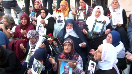 HDP önünde eylem yapan ailelere 15 Temmuz Milli İrade Ocakları'ndan destek