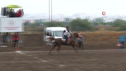 Sivas’taki atlı cirit müsabakaları sona erdi