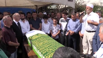Düzce Belediye Başkanı Özlü'nün annesi son yolculuğa uğurlandı - DÜZCE