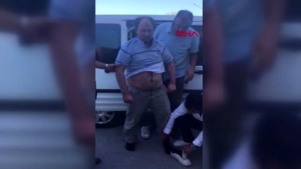 Konya yakalanınca şoka giren fetö imamını polisler taşıdı