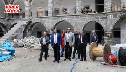 (15 Eylül 2019)MELİKGAZİ’DE  RESTORASYON ÇALIŞMALARI HIZLANIYOR