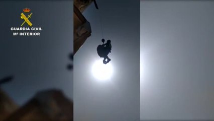 El agua incomunica a mil personas en Dolores (Alicante)