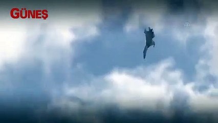 Su-35 İstanbul semalarında gösteri yaptı