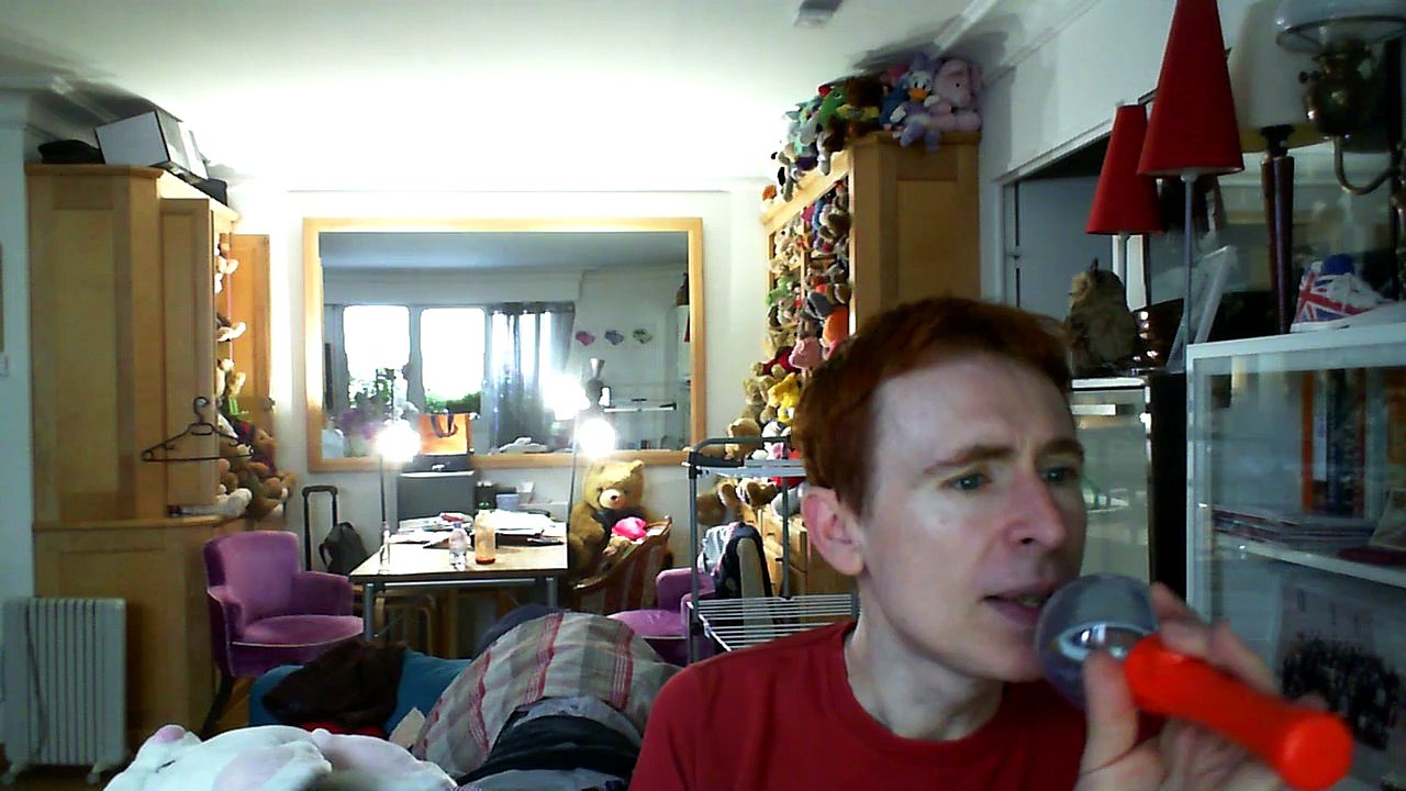 Wiwi égratigne "la ballade des échinodermes" de Gérard Manset