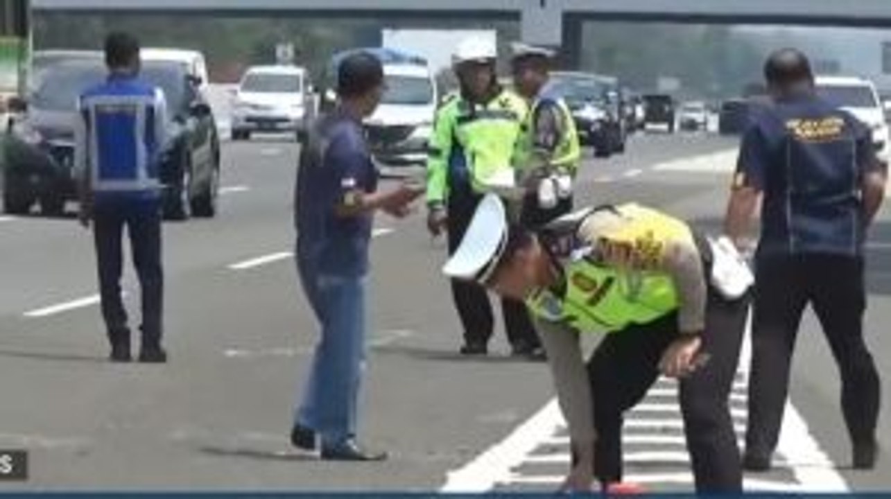 Kecelakaan Maut di Tol Jagorawi Akibat Pecah Ban