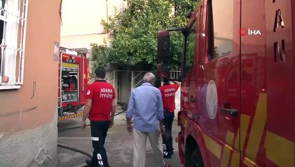 3 kişiyi öldüren zanlının 3 katlı evini yaktılar