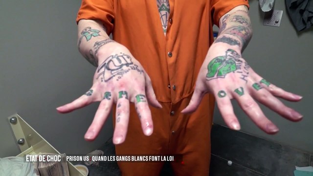 AVANT-PREMIERE: Le magazine de W9 Etat de choc s'intéresse ce soir aux gangs blancs qui font la loi dans les prisons US - Découvrez les premières images - VIDEO