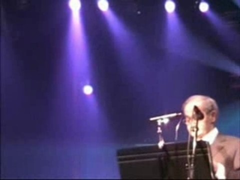 Danseuses + danseurs+ cherif kheddam.