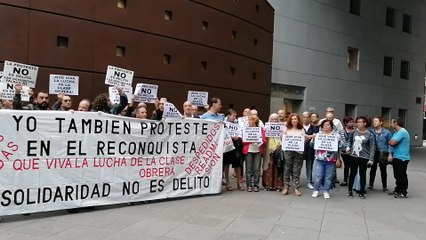 Protesta en apoyo a los 11 encausados por manifestarse en el Reconquista.