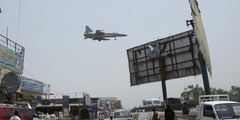 La Fuerza Aérea paquistaní presume de su polémico  operativo 'Operation Swift Retort' que vengó el ataque de la India a un campamento terrorista en Pakistán