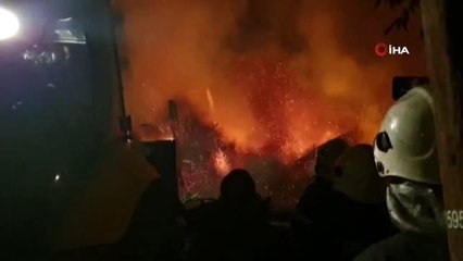 Ordu'da 4 ahşap ev alevlere teslim oldu