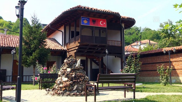 Kosova'da hafızların merkezi Büyük Yakova Medresesi - YAKOVA