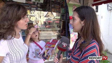 Report Tv - Librat falas për nxënësit/ Fëmijët hasin vështirësi tek ripërdorimi