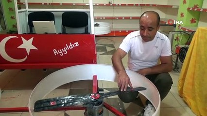 Siirtli vatandaş hayali olan uçan arabayı havalandırmak için destek bekliyor
