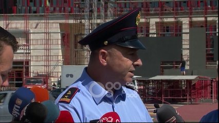 Download Video: RTV Ora - Nga e hëna në fund të shtatorit, mjetet që transportojnë nxënësit në sitën e Rrugores