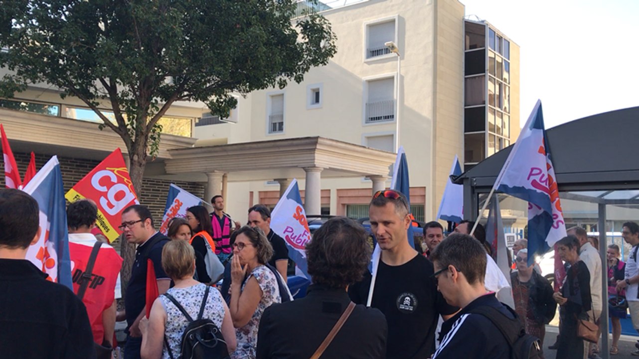 Les employés de la fonction publique sont en grève