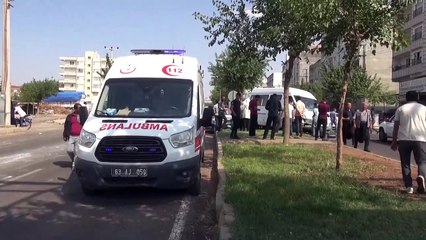 Otomobil ile minibüs çarpıştı: 3 yaralı - ŞANLIURFA