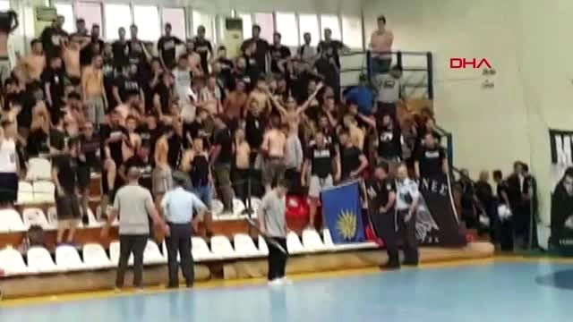 Antalya yunanistan'daki maçta türk bayrağına izin verilmedi, kadın sporculara tükürüldü