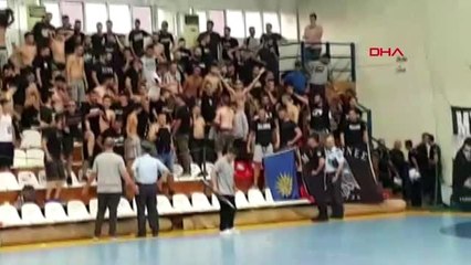 Antalya yunanistan'daki maçta türk bayrağına izin verilmedi, kadın sporculara tükürüldü