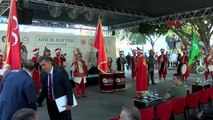 Antalya vali karaloğlu'ndan esnafa sızlanmak, şikayet etmek turist getirmez
