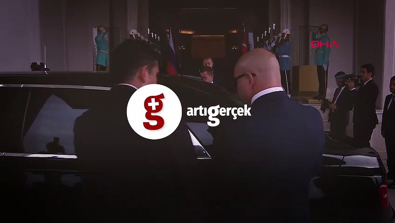 Erdoğan 15 yıldır tanıdığı Putin'i 'Tanıştığımıza memnun oldum' diye karşıladı