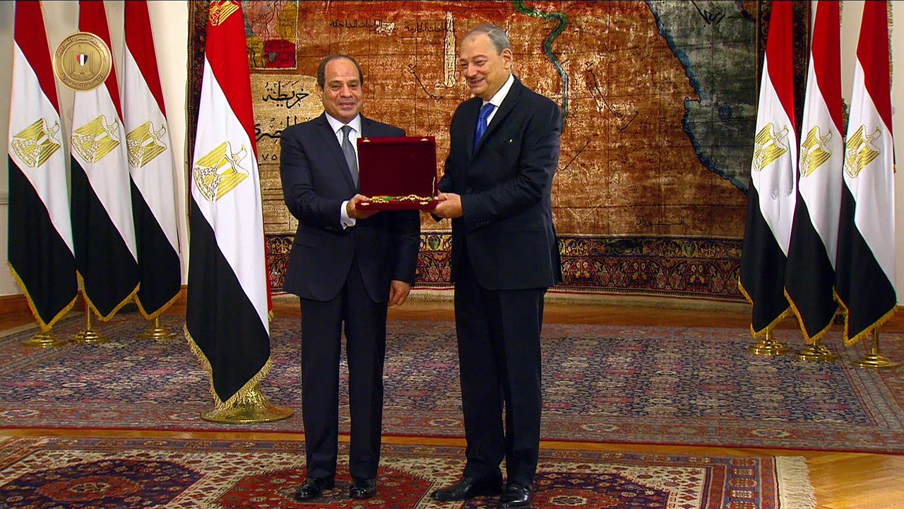 شاهد .. النائب العام ورئيس مجلس الدولة يؤديان اليمين الدستورية أمام الرئيس السيسي