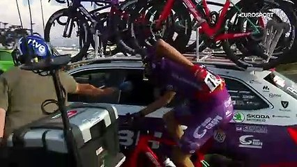 Ciclista pede a namora em casamento em plena Volta a Espanha em bicicleta