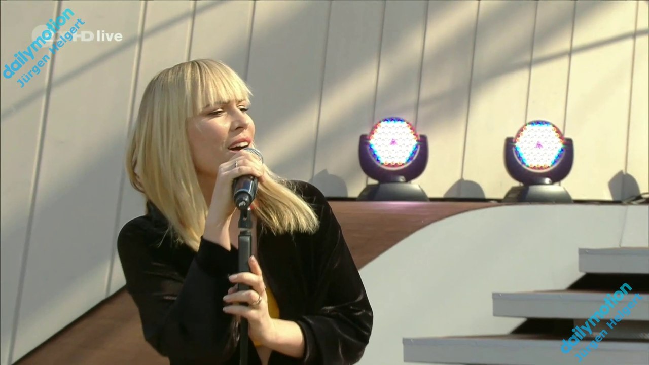 Natasha Bedingfield - Everybody Come Together - | ZDF Fernsehgarten 15.09.2019