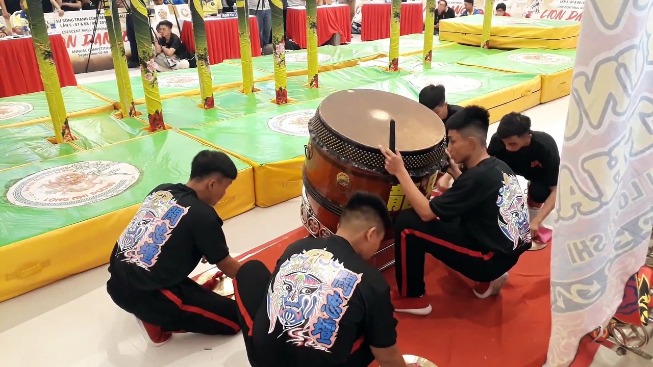 LION DANCE | đoàn Lân sư rồng Quan Trung Than thi cup CresCent Mall Lần 5 2019